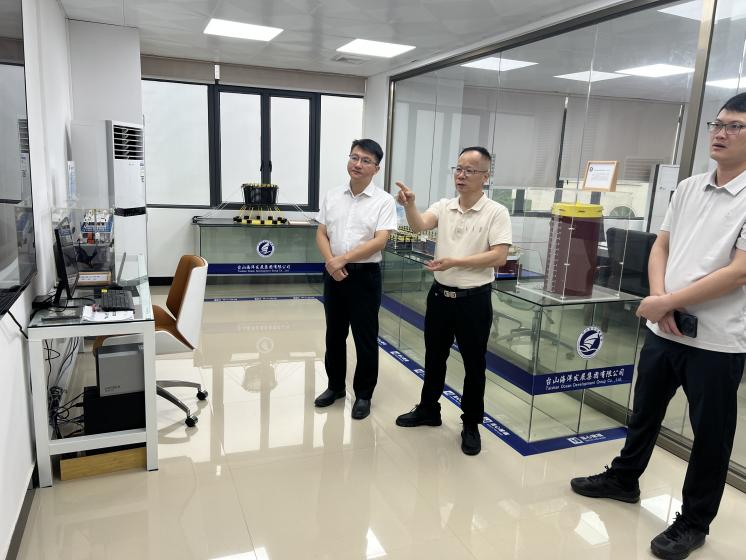 市濱海投資集團(tuán)公司黨委副書記、總經(jīng)理梁亮帶隊赴臺山海洋發(fā)展集團(tuán)考察調(diào)研